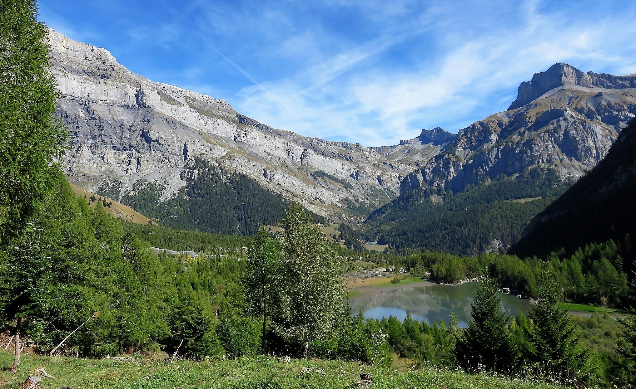 Eine Postkarte von…Lac de Derborence im Wallis